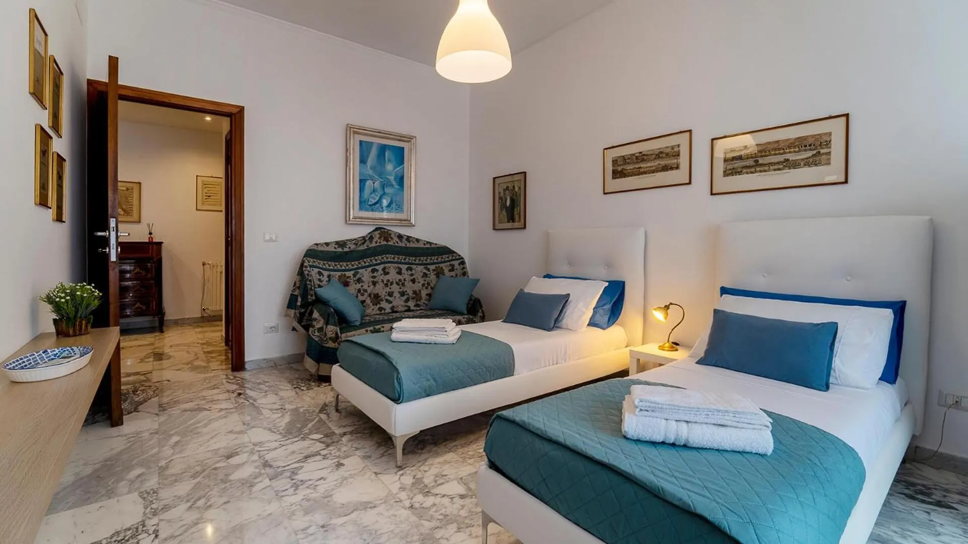 Casa Elena, 15 Minutes Walking Distance To St.Peter'S Church Rome