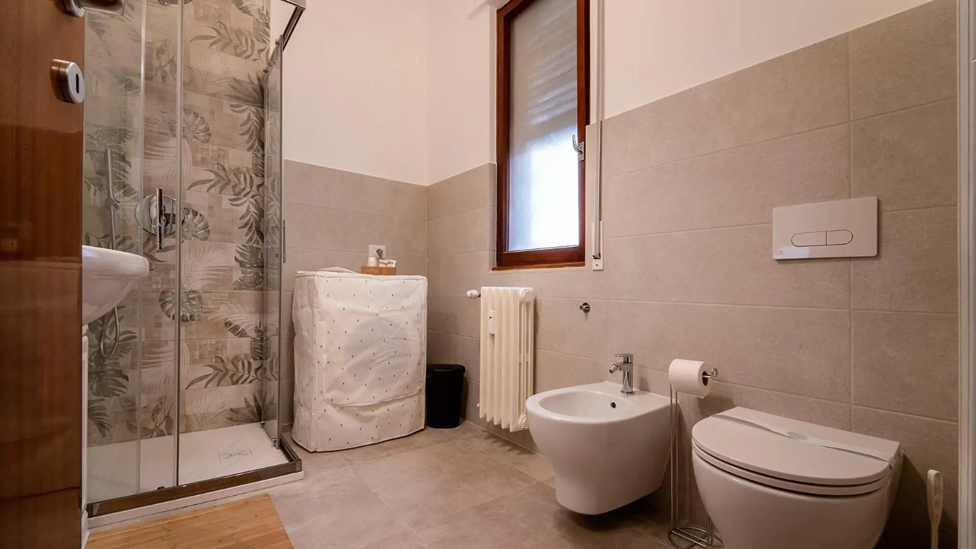 Apartment Casa Elena, 15 Minutes Walking Distance To St.Peter'S Church Rome Italy